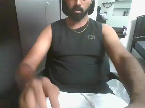 lovelyakash69 online show from 01/12/26, 03:56