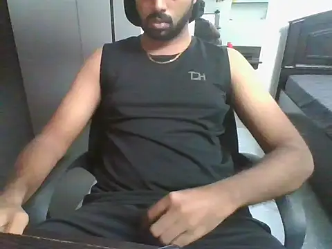 lovelyakash69 online show from 03/14/26, 05:57