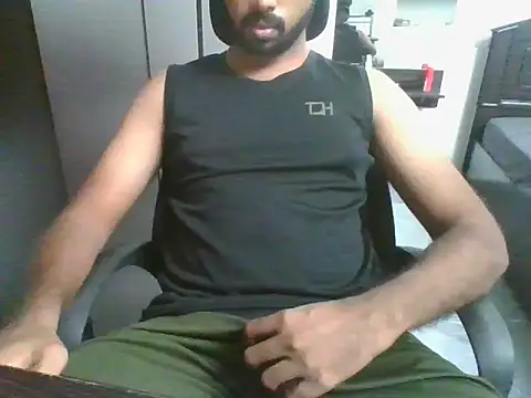 lovelyakash69 online show from 03/19/26, 11:58