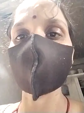 Snapshot of Soniy-Maax chatting on 09/13/25, 07:30 Soniy-Maax online show from 09/13/25, 07:30