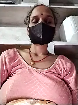 Snapshot of Soniy-Maax chatting on 09/25/25, 04:54 Soniy-Maax online show from 09/25/25, 04:54