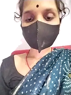 Snapshot of Soniy-Maax chatting on 09/30/25, 08:30 Soniy-Maax online show from 09/30/25, 08:30