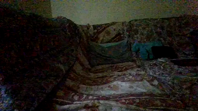 Snapshot of tipetto06 chatting on 09/18/25, 06:59 tipetto06 online show from 09/18/25, 06:59