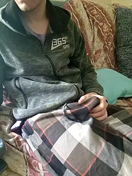 Snapshot of tipetto06 chatting on 10/11/25, 09:19 tipetto06 online show from 10/11/25, 09:19