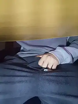 Snapshot of tipetto06 chatting on 10/23/25, 10:14 tipetto06 online show from 10/23/25, 10:14