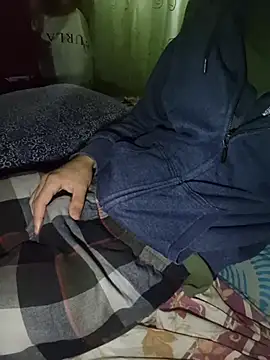 Snapshot of tipetto06 chatting on 10/30/25, 10:06 tipetto06 online show from 10/30/25, 10:06