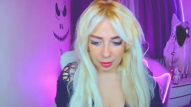 KatrinaCharm online show from 11/01/25, 07:10