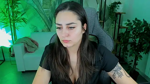 ValeriiMills online show from 01/07/26, 02:30