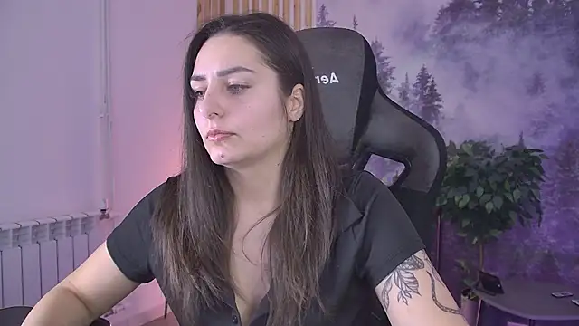 ValeriiMills online show from 02/14/26, 02:47