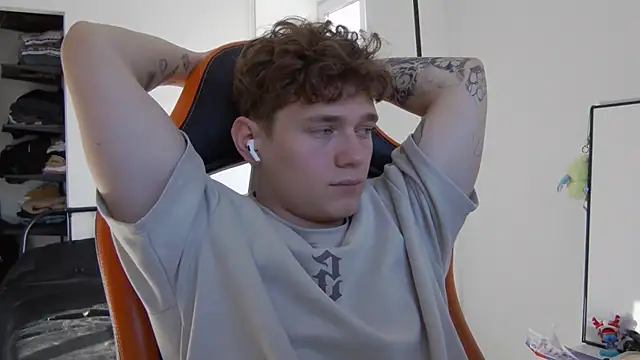 DanyDavis online show from 10/08/25, 08:12