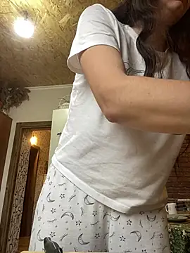 Snapshot of MariannaSida chatting on 02/25/26, 06:12 MariannaSida online show from 02/25/26, 06:12