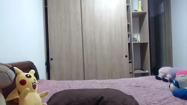 Snapshot of MeliSweet chatting on 11/15/25, 04:43 MeliSweet online show from 11/15/25, 04:43