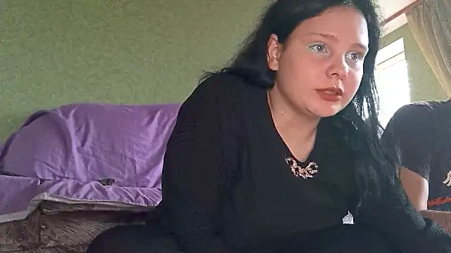 SweetPiggyx online show from 05/18/26, 02:34