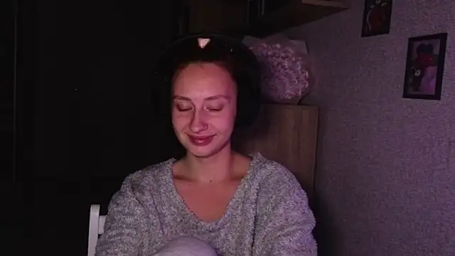 Snapshot of kristi_ginger chatting on 10/03/25, 12:18 kristi ginger online show from 10/03/25, 12:18