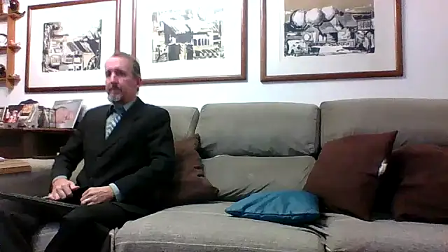 CasalcwBR online show from 05/12/26, 01:36