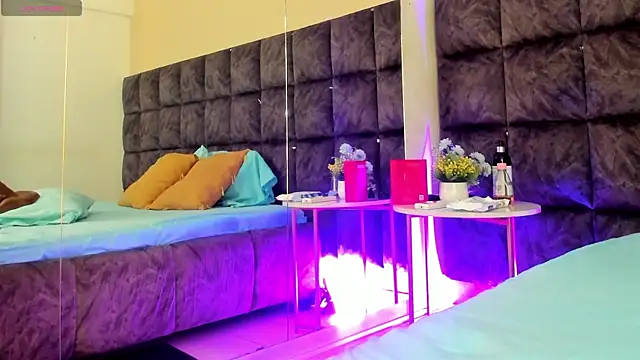 MeliissaAdamss online show from 10/06/25, 08:50