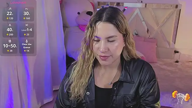 saaya tay online show from 03/22/26, 03:54