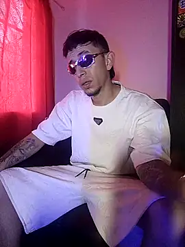 Chris  Jones online show from 09/25/25, 09:18