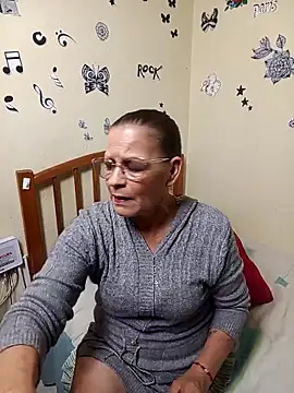 katrina perez online show from 10/18/25, 10:10