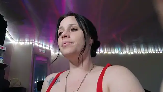 Snapshot of mavismable chatting on 05/24/26, 03:11 mavismable online show from 05/24/26, 03:11