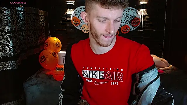 Snapshot of andrewxbi chatting on 10/26/25, 11:38 andrewxbi online show from 10/26/25, 11:38