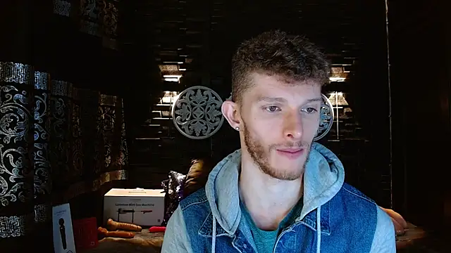 Snapshot of andrewxbi chatting on 11/04/25, 11:31 andrewxbi online show from 11/04/25, 11:31