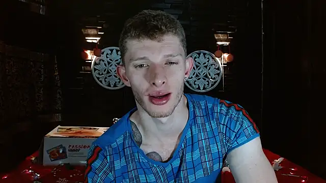 Snapshot of andrewxbi chatting on 12/20/25, 03:30 andrewxbi online show from 12/20/25, 03:30