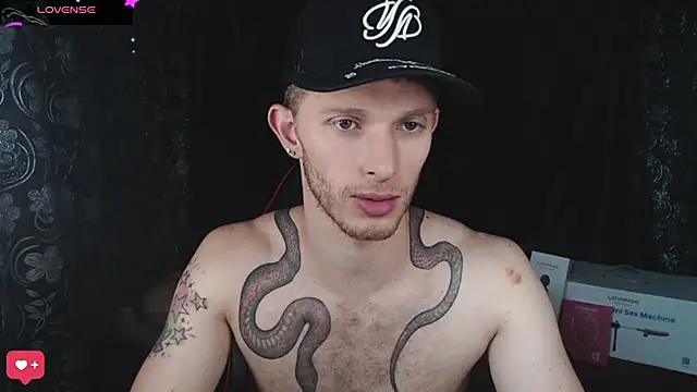 Snapshot of andrewxbi chatting on 02/23/26, 03:31 andrewxbi online show from 02/23/26, 03:31