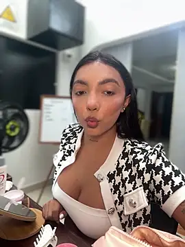 Snapshot of ImAshley1 chatting on 09/20/25, 01:56 ImAshley1 online show from 09/20/25, 01:56