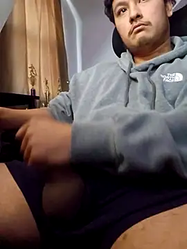 Snapshot of ChiefOTF chatting on 10/31/25, 03:35 ChiefOTF online show from 10/31/25, 03:35