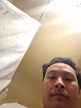 Snapshot of ChiefOTF chatting on 11/12/25, 02:45 ChiefOTF online show from 11/12/25, 02:45