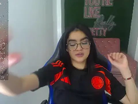 clementine t online show from 09/10/25, 02:55