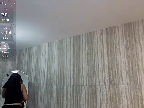 clementine t online show from 09/16/25, 02:34