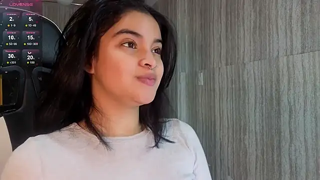 clementine t online show from 11/27/25, 12:51