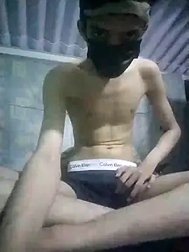 HannanKhan25 online show from 10/26/25, 01:39