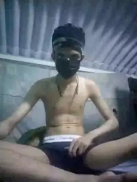 HannanKhan25 online show from 10/31/25, 01:01