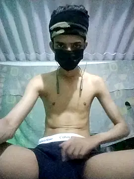 HannanKhan25 online show from 02/18/26, 08:05