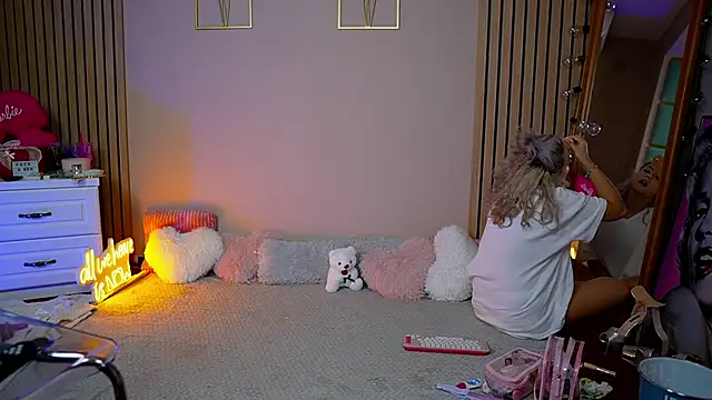 SabrinaJade online show from 09/09/25, 05:07