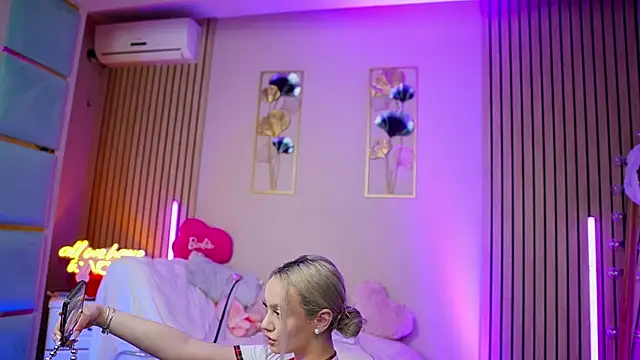 SabrinaJade online show from 02/21/26, 07:09