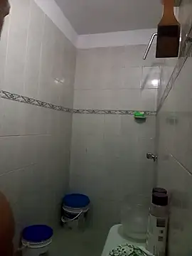 Snapshot of WALESKABBW_ASS chatting on 11/21/25, 10:47 WALESKABBW ASS online show from 11/21/25, 10:47