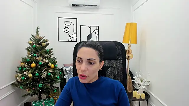 Snapshot of AllaYerty chatting on 12/14/25, 11:26 AllaYerty online show from 12/14/25, 11:26