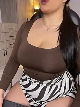 Kariina  69 online show from 04/02/26, 07:11