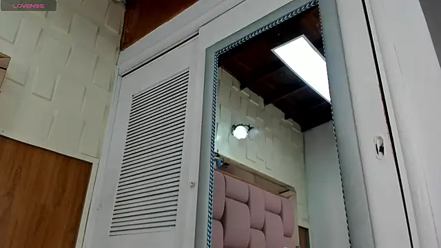 sophiaarenas online show from 02/22/26, 11:53