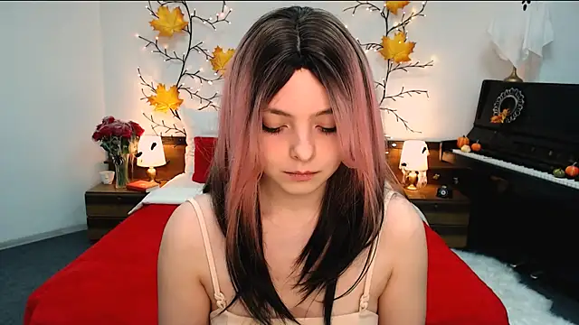 marshmallowee online show from 11/12/25, 08:41