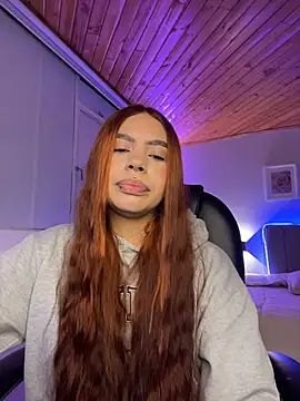 Snapshot of Cristina_pinkk chatting on 03/02/26, 02:25 Cristina pinkk online show from 03/02/26, 02:25