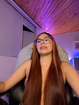 Snapshot of Cristina_pinkk chatting on 03/02/26, 07:15 Cristina pinkk online show from 03/02/26, 07:15