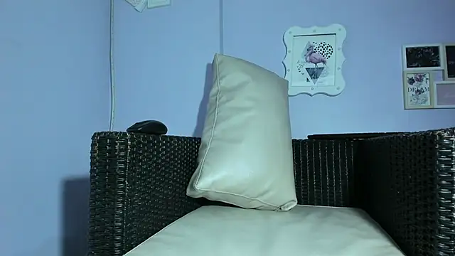 Snapshot of AlissaJoness chatting on 02/21/26, 11:44 AlissaJoness online show from 02/21/26, 11:44