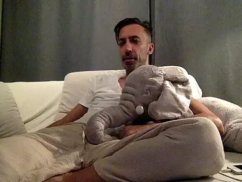 who am i x404 online show from 09/13/25, 09:47