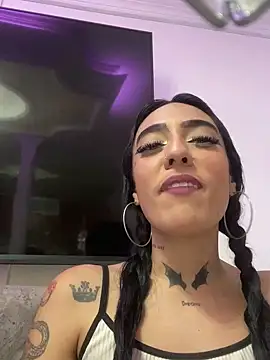 Snapshot of SamanthaAdele chatting on 11/15/25, 02:46 SamanthaAdele online show from 11/15/25, 02:46