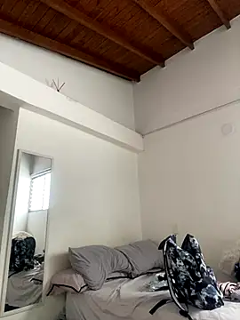 Mia  Gray online show from 10/22/25, 06:18